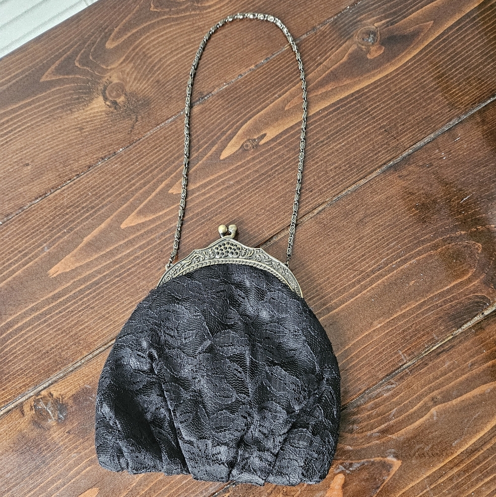 Elegant Black Lace Evening Bag